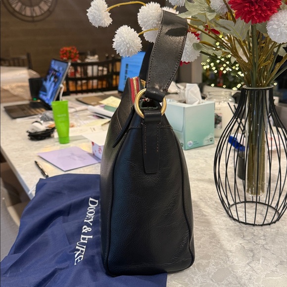 Dooney and Bourke large Cassidy Florentine shoulder/hobo - Picture 5 of 10